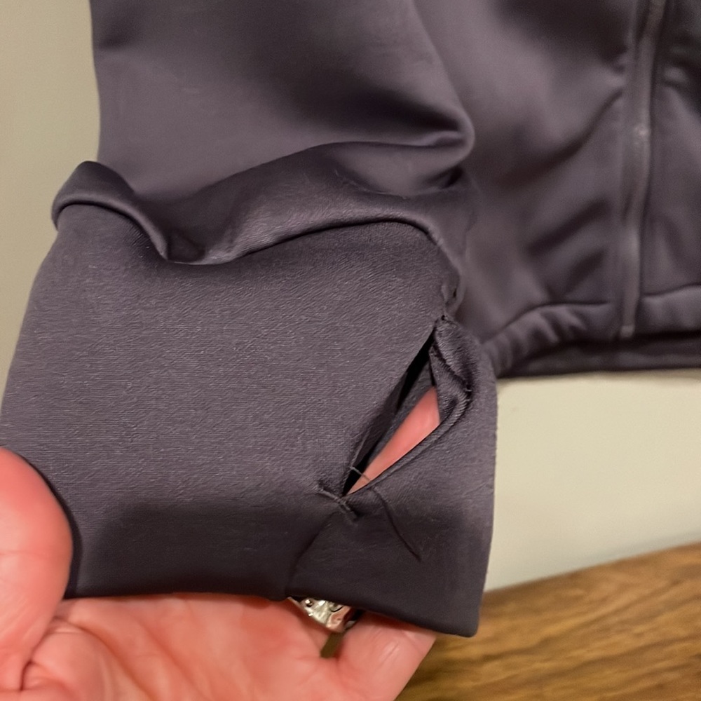 All In Motion zip jacket - Picture 5 of 14